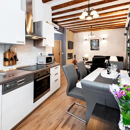 Luxury Kastela Antika * Rovigno