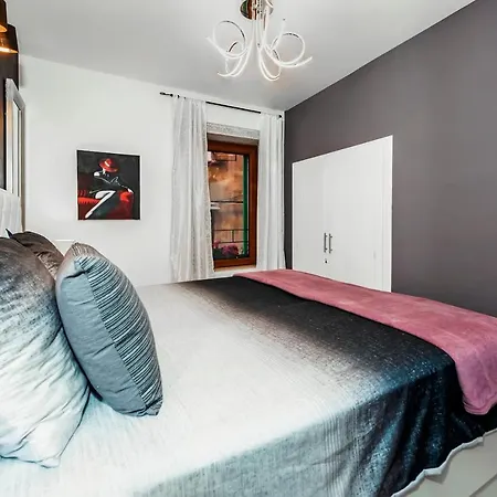 Apartment Luxury Kastela Antika *