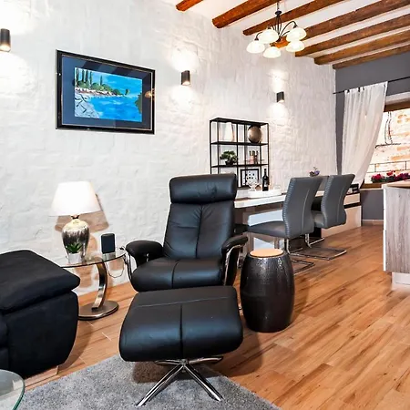 Luxury Kastela Antika Apartment Rovinj
