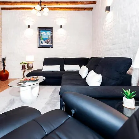 Appartamento Luxury Kastela Antika Rovigno