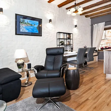 Appartamento Luxury Kastela Antika